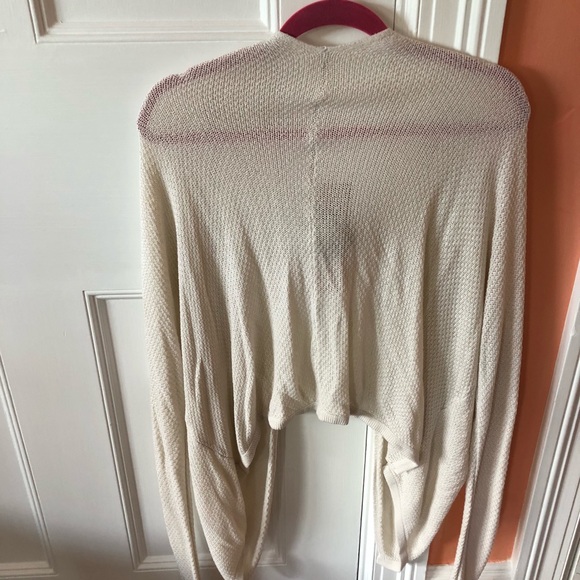 ❌SOLD❌ Cropped Knit Sweater - Picture 5 of 6